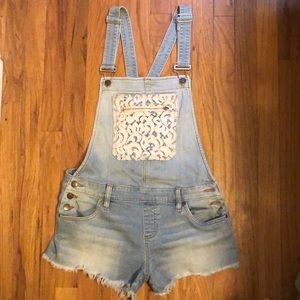 GUESS OVERALLS with lace!